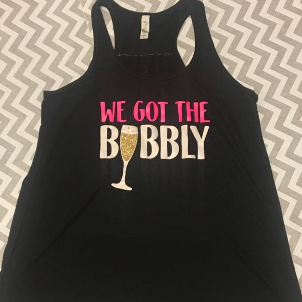Cute bubbly top!
